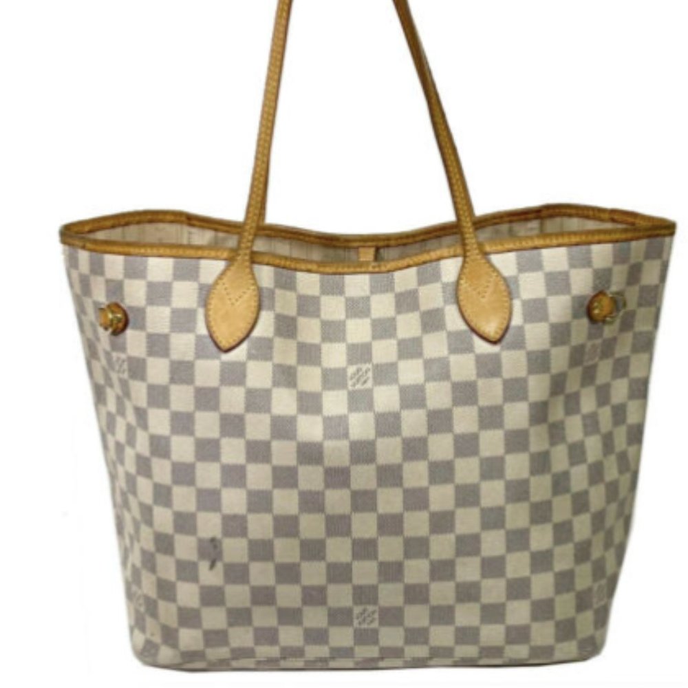 Louis Vuitton Neverfull MM Tote Bag (Authentic)